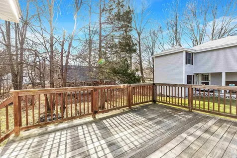 9 Willow Street Milford NH 03055