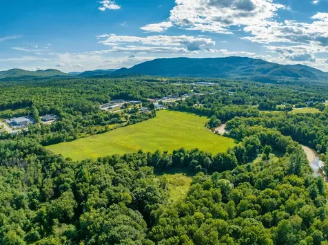12 Smith Bridge Road Plymouth NH 03264