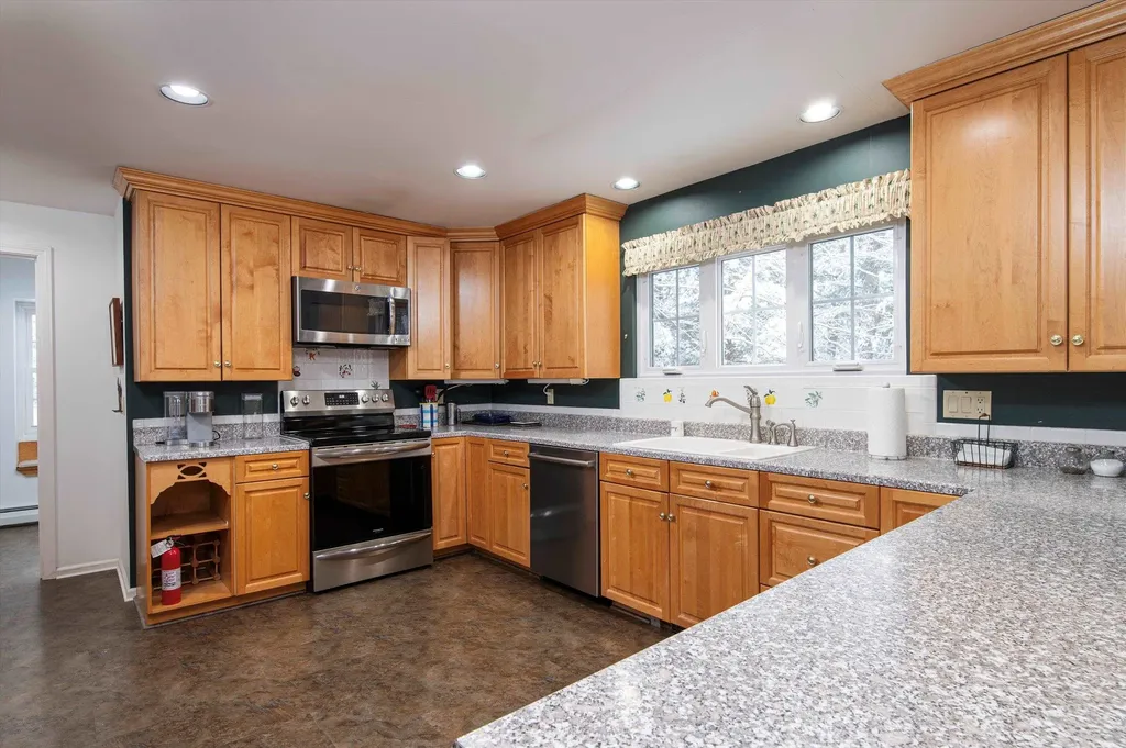 80 Old Village Lane Ludlow VT 05149