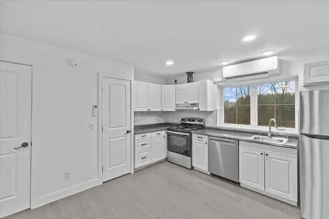 22 Mill Pond Lane South Burlington VT 05403