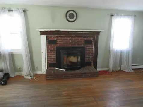 2 Pinecrest Avenue Rochester NH 03867