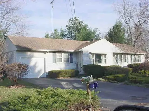 8 Park Drive Bedford NH 03110