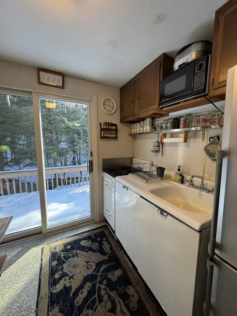 30 Lee Road Readsboro VT 05350