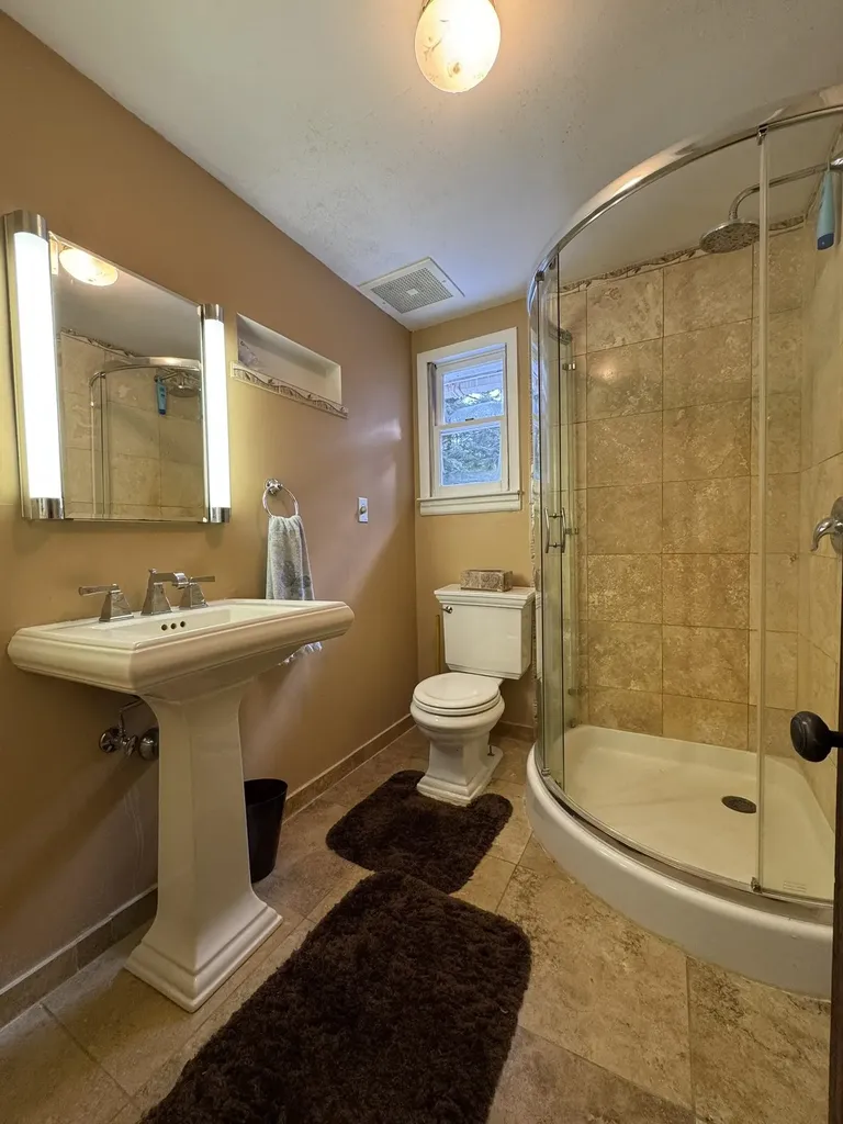 30 Lee Road Readsboro VT 05350