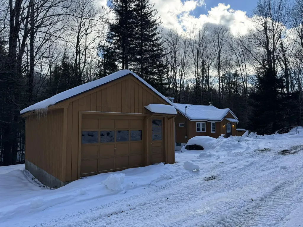 30 Lee Road Readsboro VT 05350