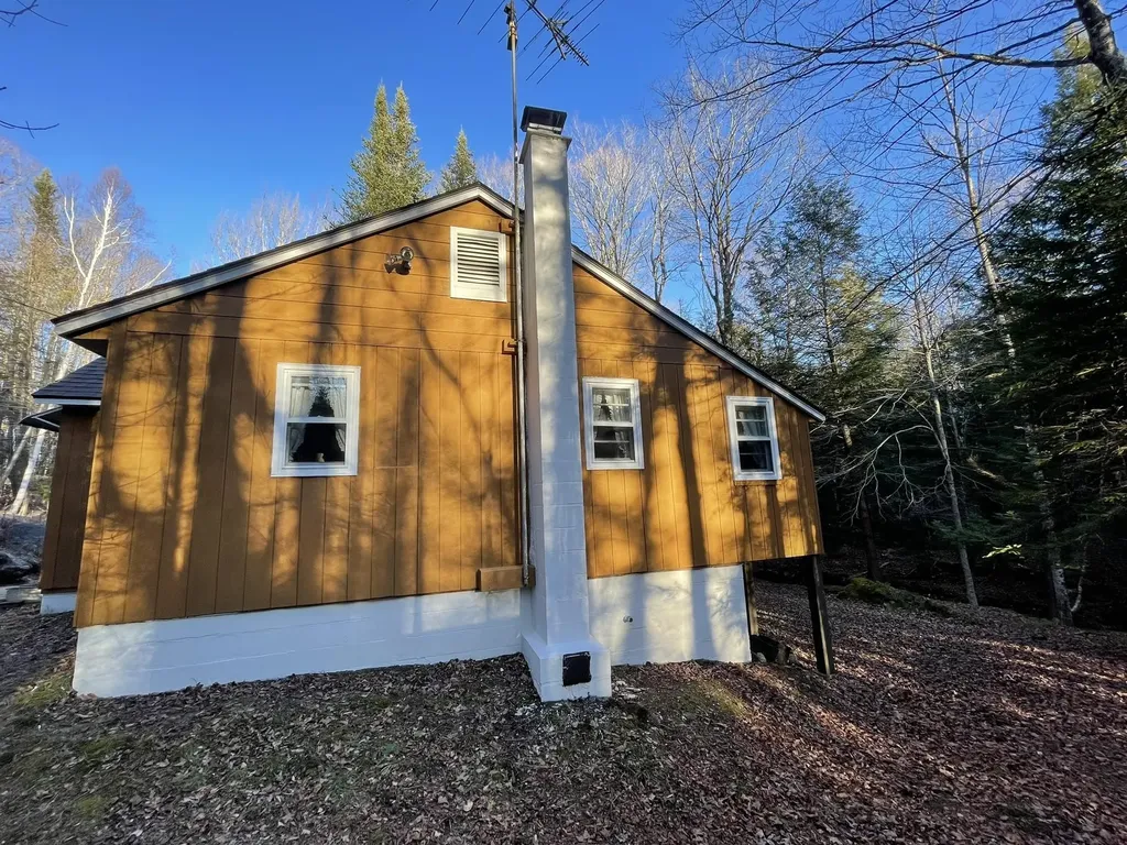 30 Lee Road Readsboro VT 05350
