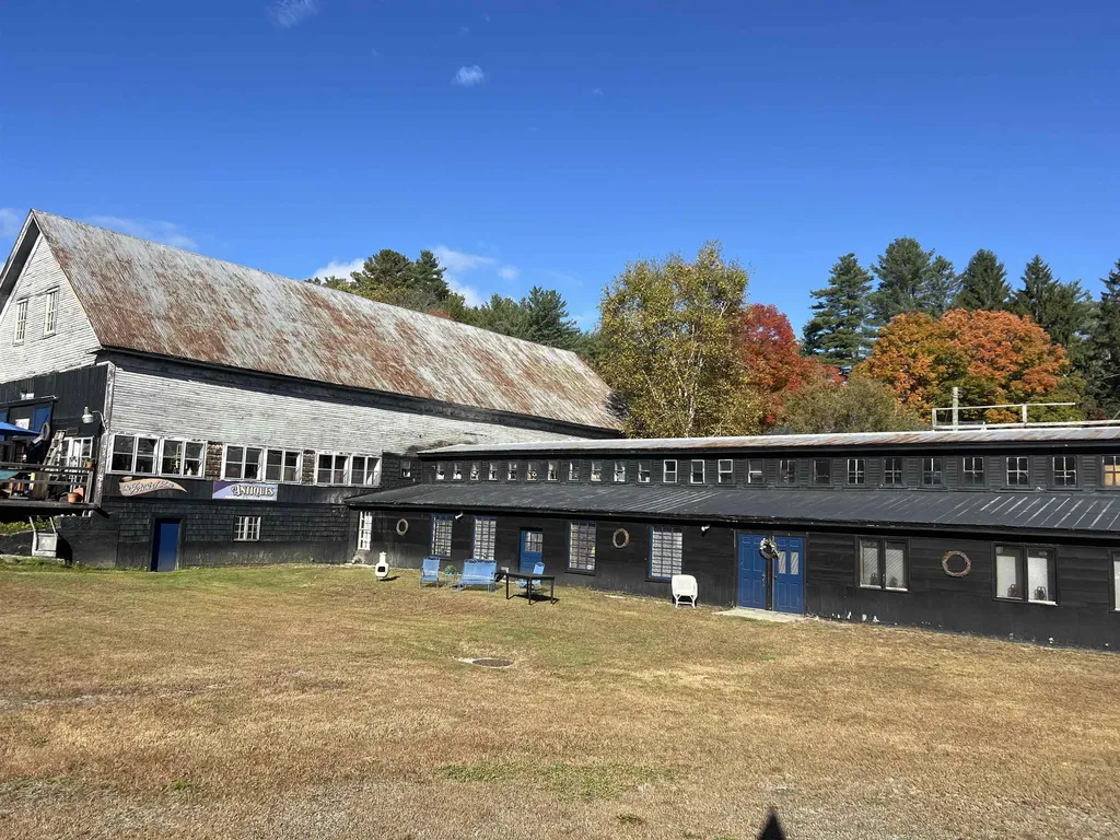 35 Spring Street Newport NH 03773