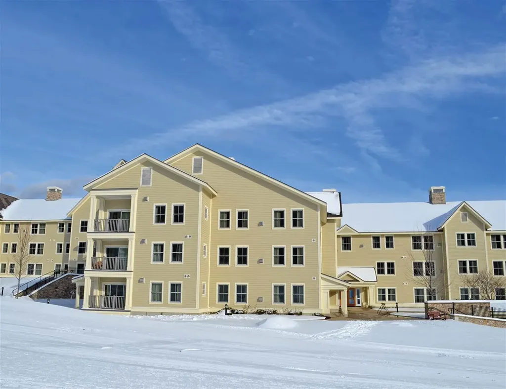 610/612 Qiii Jackson Gore Adams House Ludlow VT 05149