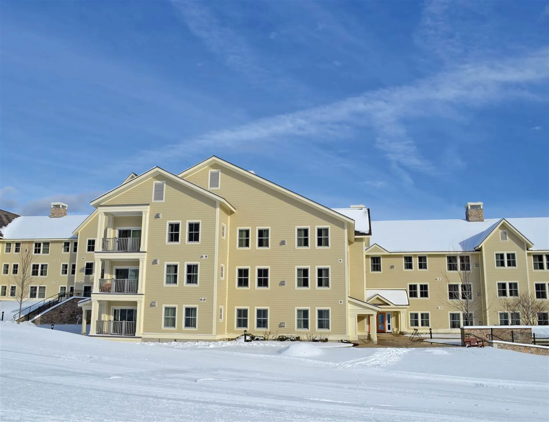 610/612 Qiii Jackson Gore Adams House Ludlow VT 05149