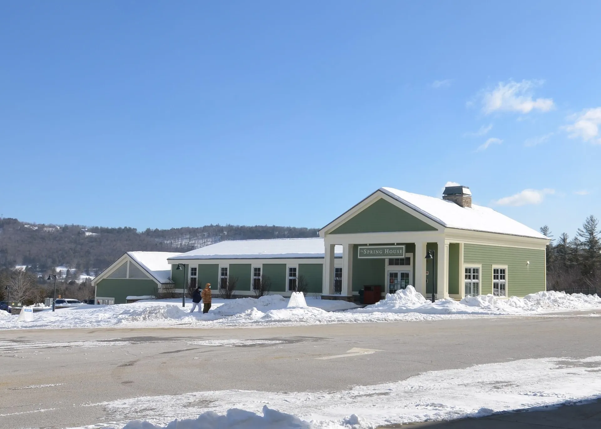 610/612 Qiii Jackson Gore Adams House Ludlow VT 05149