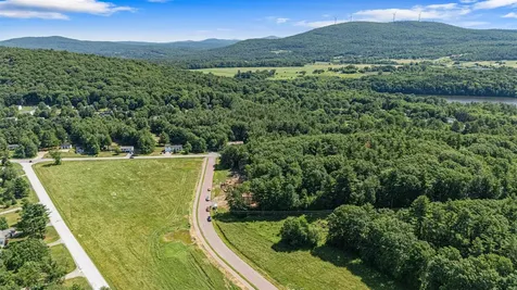 88 Rosewood Lane Milton VT 05468