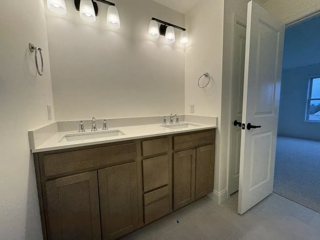 145 Leo Lane South Burlington VT 05403