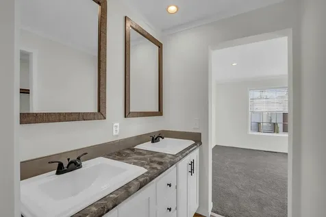 4 Garden Way Troy NH 03465