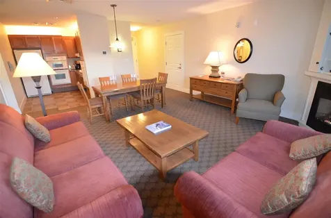 610/612 Qii Jackson Gore Adams House Ludlow VT 05149