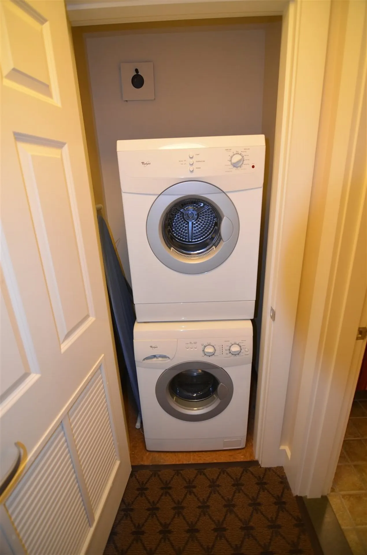 610/612 Qi Jackson Gore Adams House Ludlow VT 05149