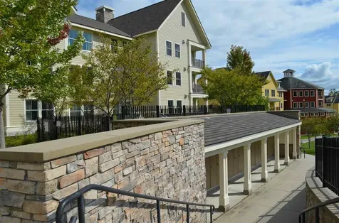 610/612 Qi Jackson Gore Adams House Ludlow VT 05149