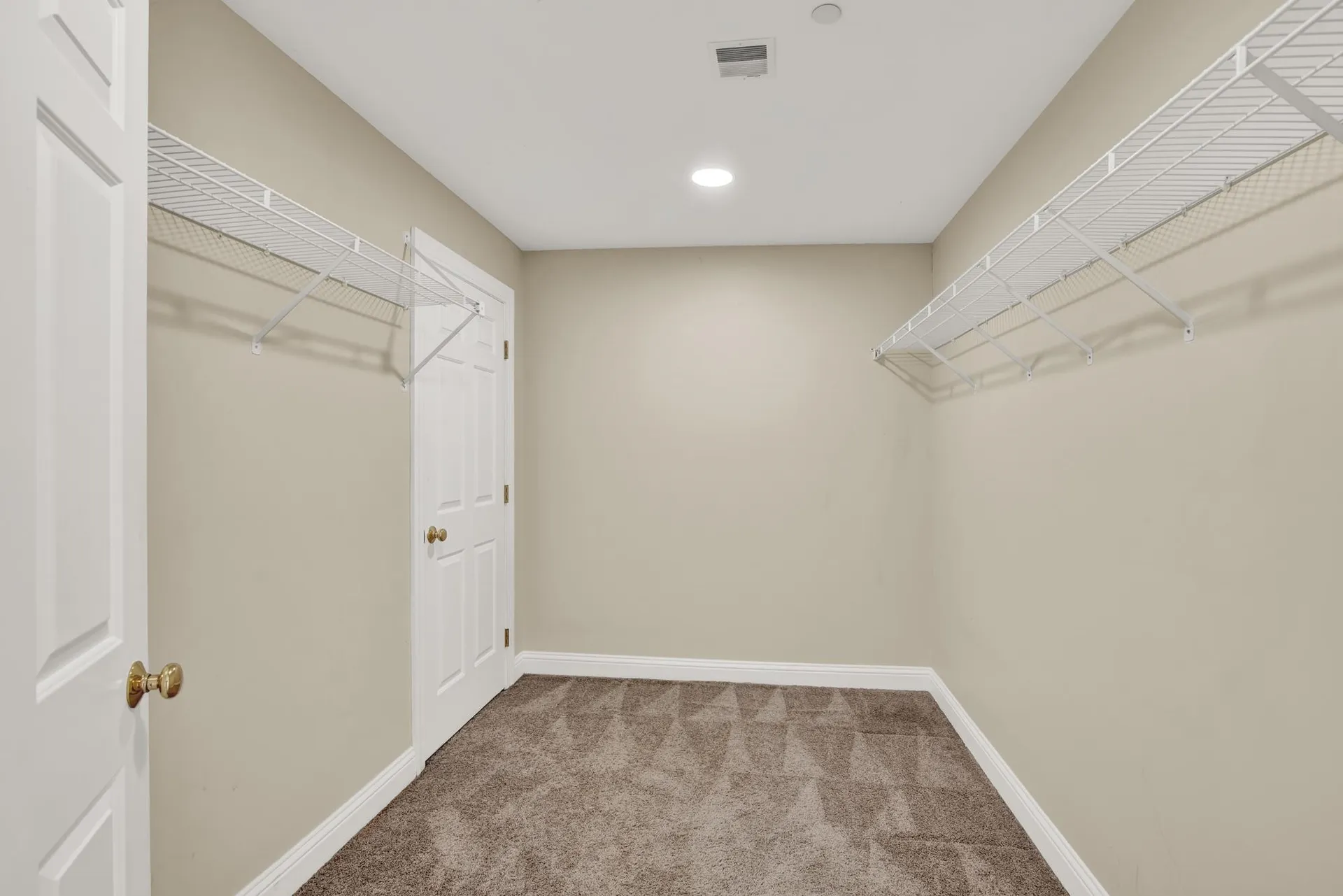 8 Deborah Lane Dover NH 03820