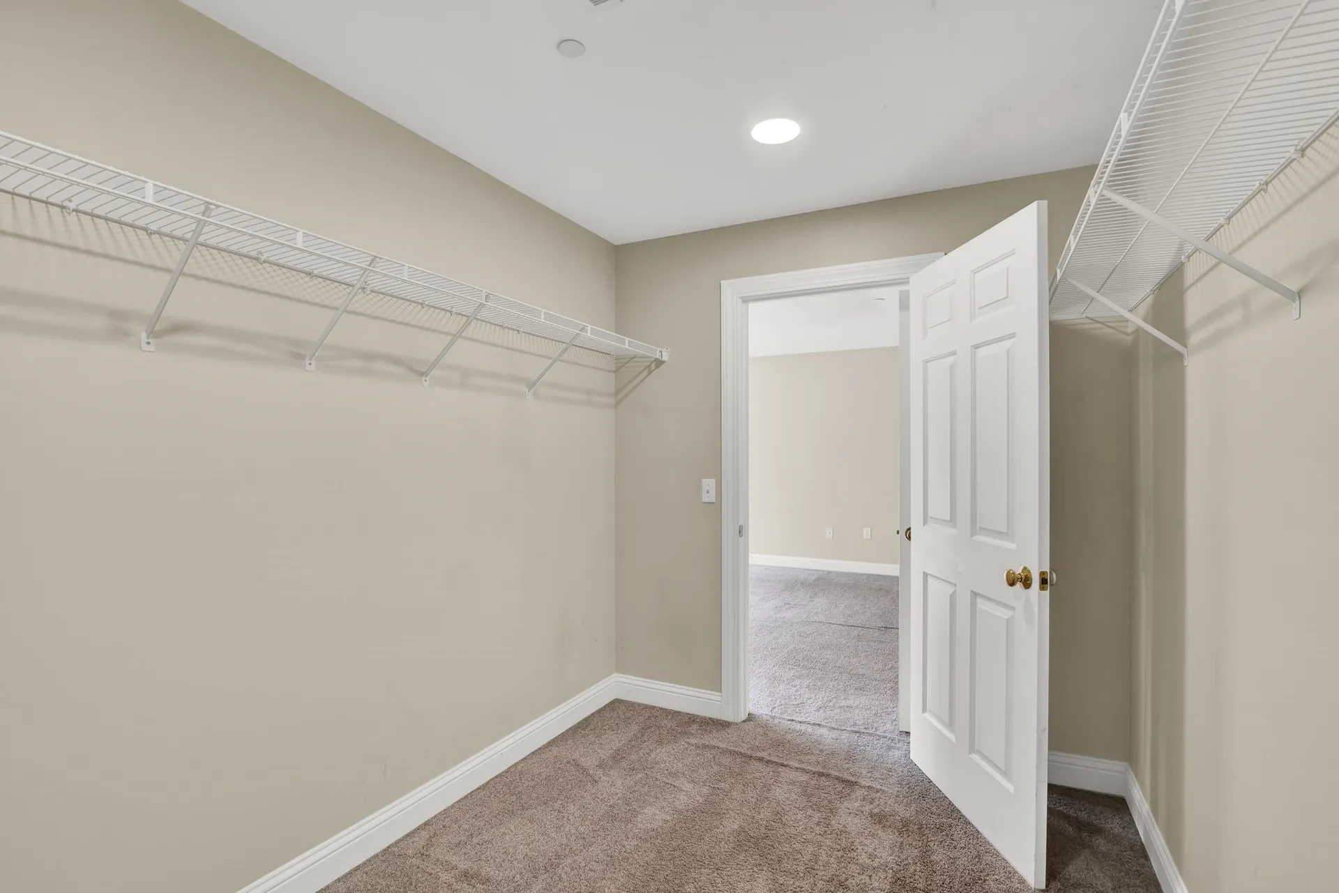 8 Deborah Lane Dover NH 03820