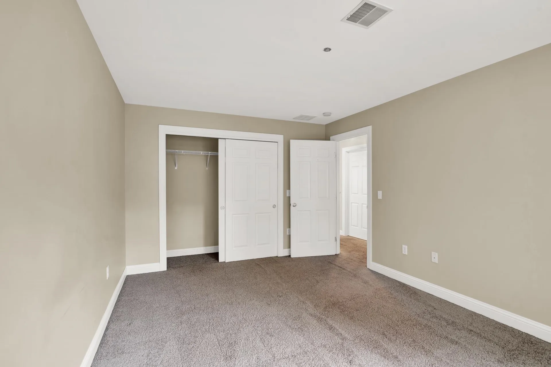 8 Deborah Lane Dover NH 03820