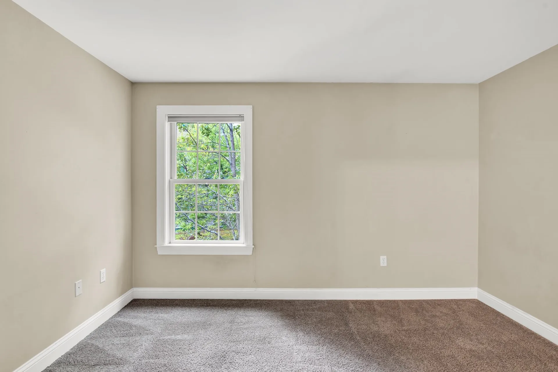 8 Deborah Lane Dover NH 03820