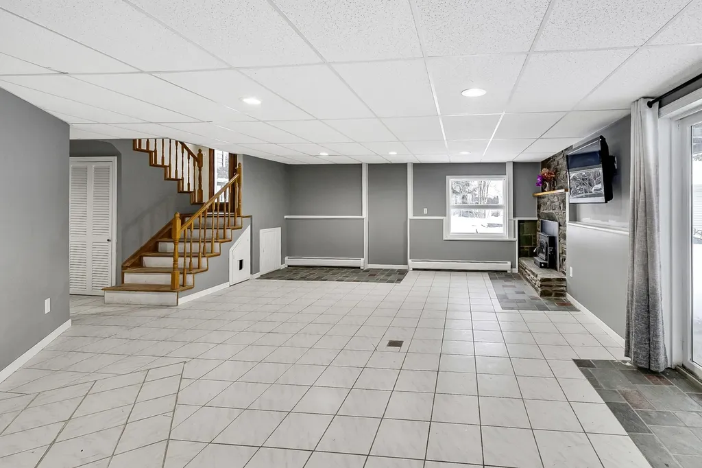 141 Highland Avenue Derby VT 05830