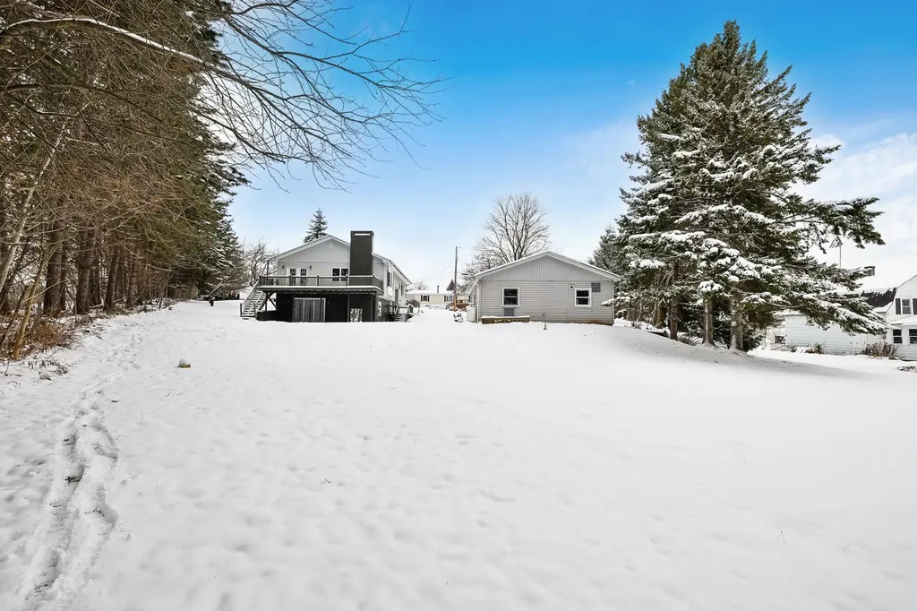 141 Highland Avenue Derby VT 05830