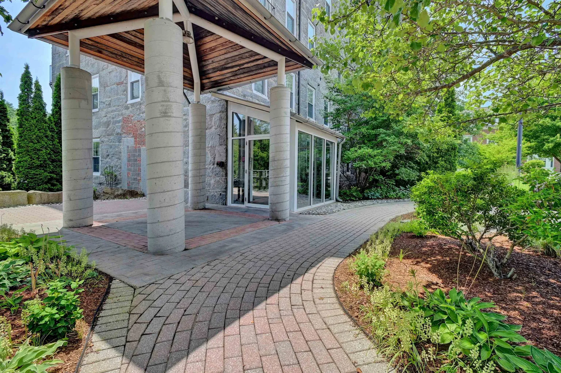 6 Bay Road Newmarket NH 03857