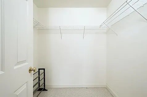 6 Bay Road Newmarket NH 03857