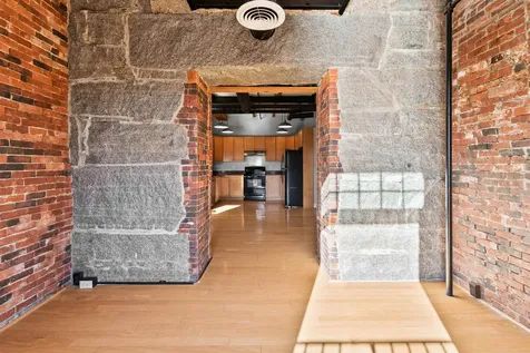 6 Bay Road Newmarket NH 03857