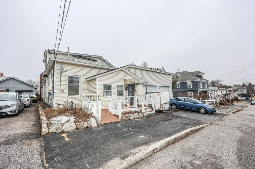 141 Morgan Street Manchester NH 03102
