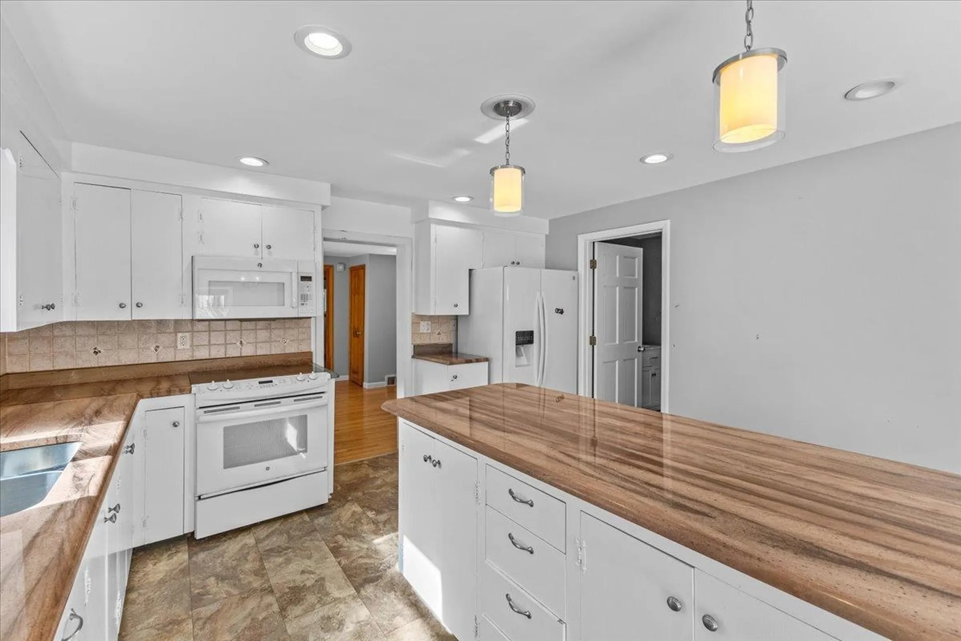 366 North Avenue Burlington VT 05401