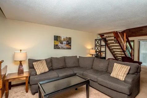 140 Stonehurst Manor Road Conway NH 03860
