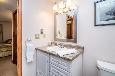 140 Stonehurst Manor Road Conway NH 03860