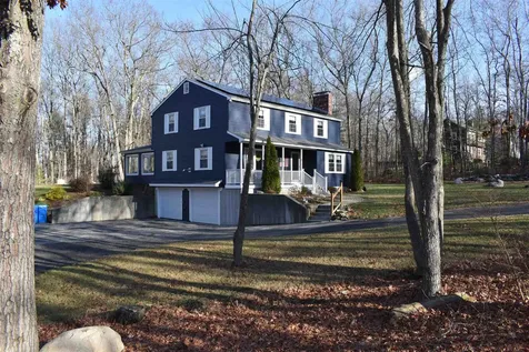 9 Heritage Lane Derry NH 03038
