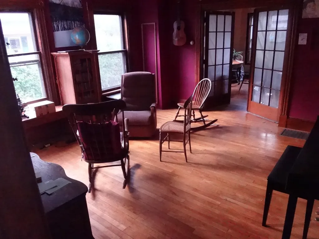 16 Washington Street Brattleboro VT 05301