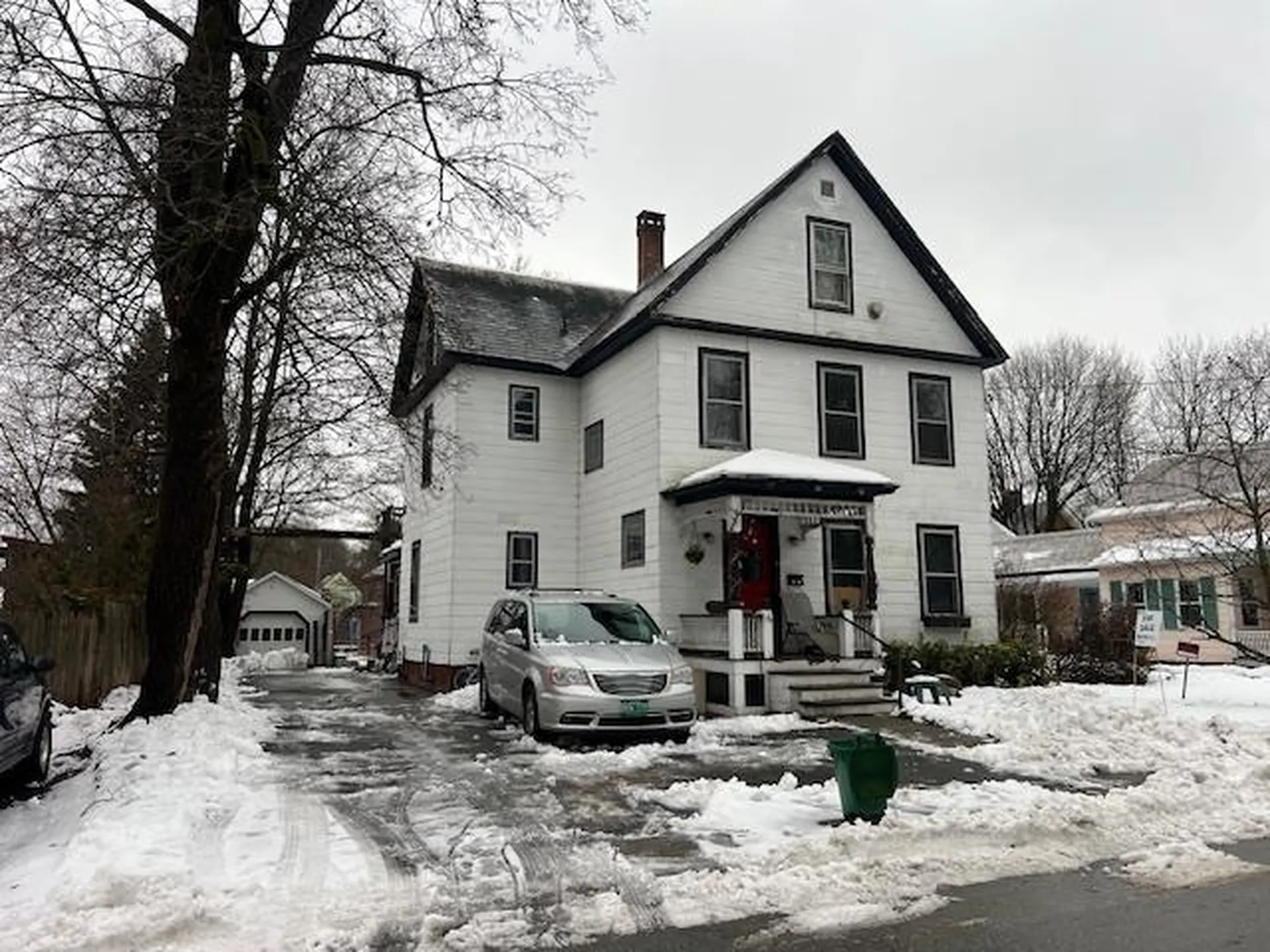16 Washington Street Brattleboro VT 05301