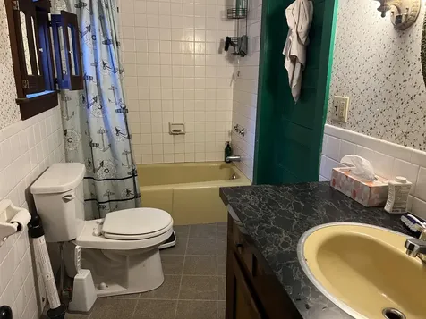 16 Washington Street Brattleboro VT 05301