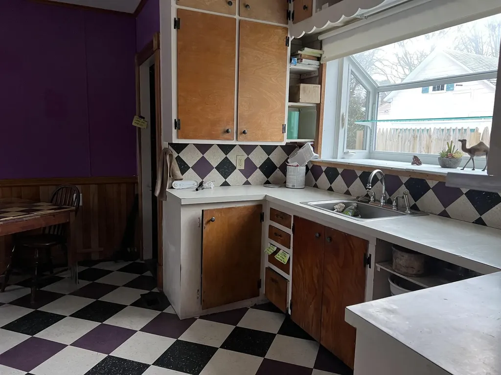 16 Washington Street Brattleboro VT 05301