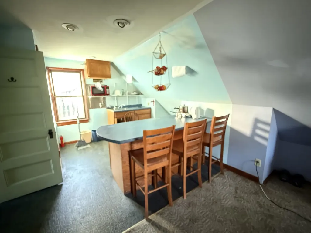 16 Washington Street Brattleboro VT 05301