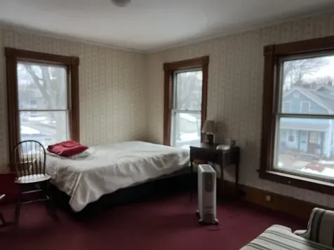 16 Washington Street Brattleboro VT 05301