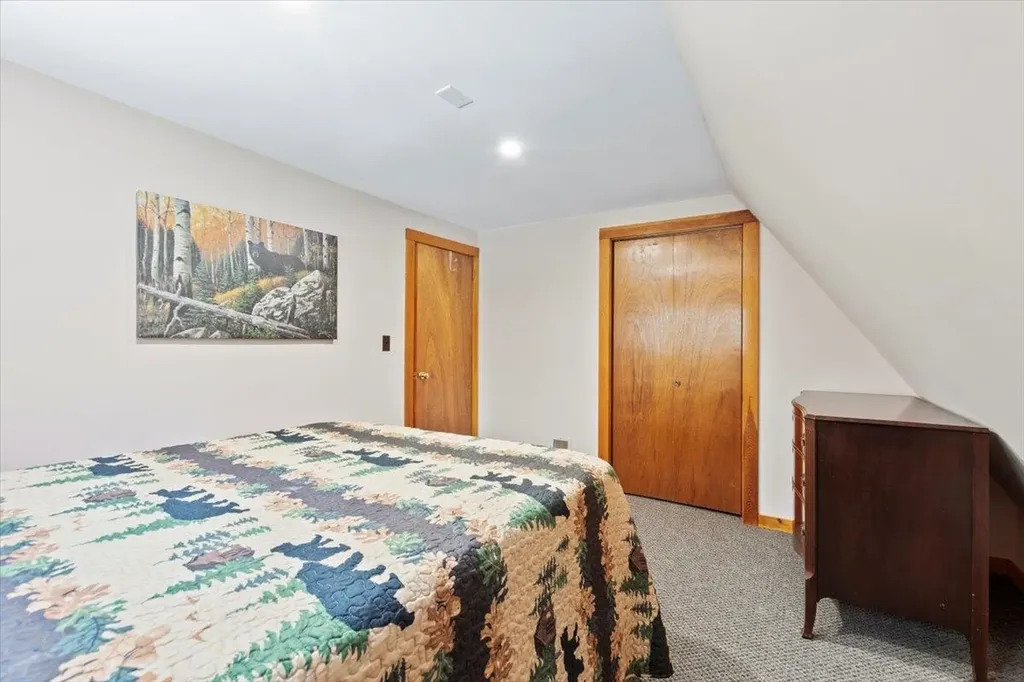 5600 Pikes Falls Road Jamaica VT 05343