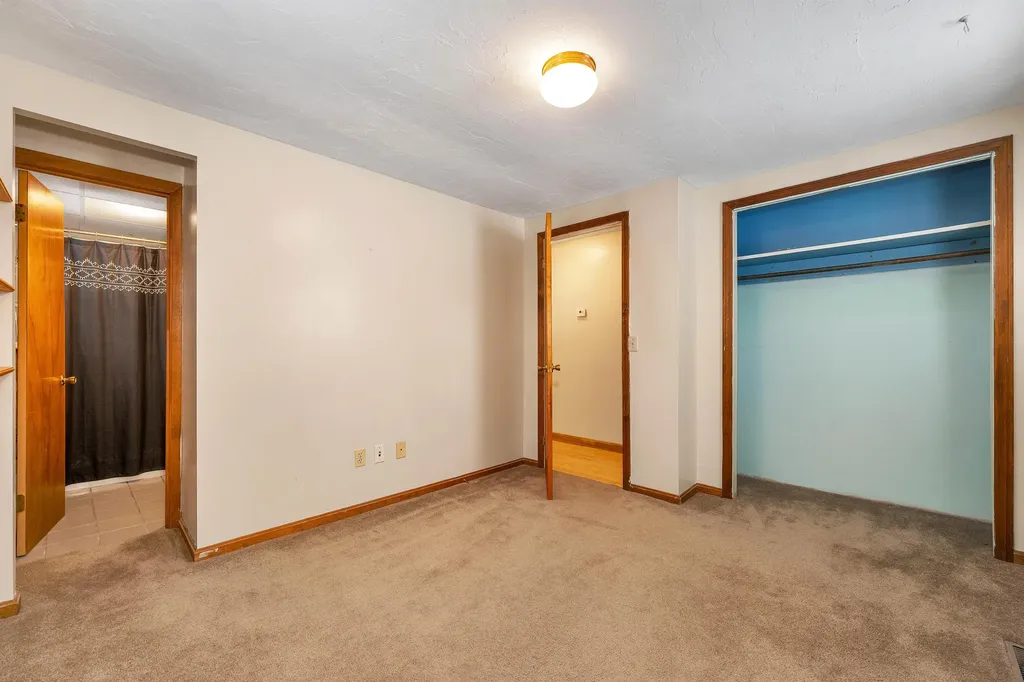 173 Waukewan Street Meredith NH 03253