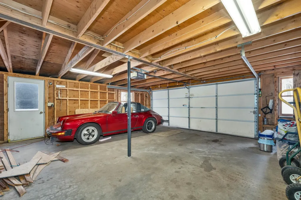 173 Waukewan Street Meredith NH 03253