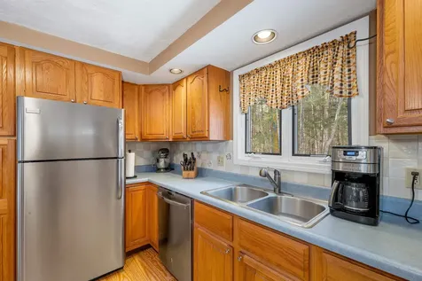 173 Waukewan Street Meredith NH 03253