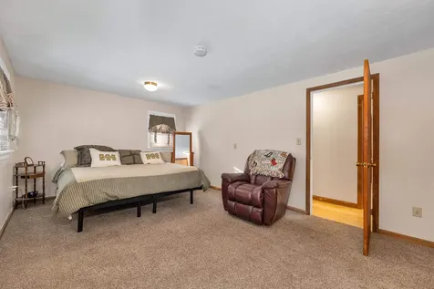 173 Waukewan Street Meredith NH 03253