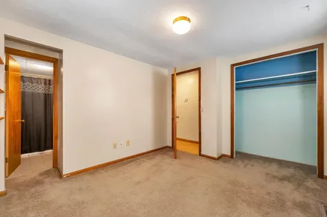 173 Waukewan Street Meredith NH 03253