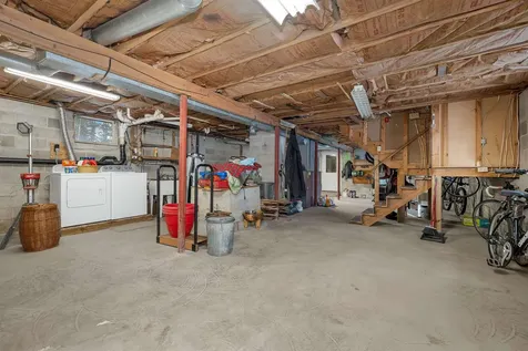 173 Waukewan Street Meredith NH 03253