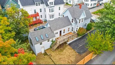 78 Ashland Street Manchester NH 03104