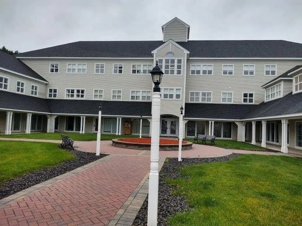 50 Nashua Road Londonderry NH 03053