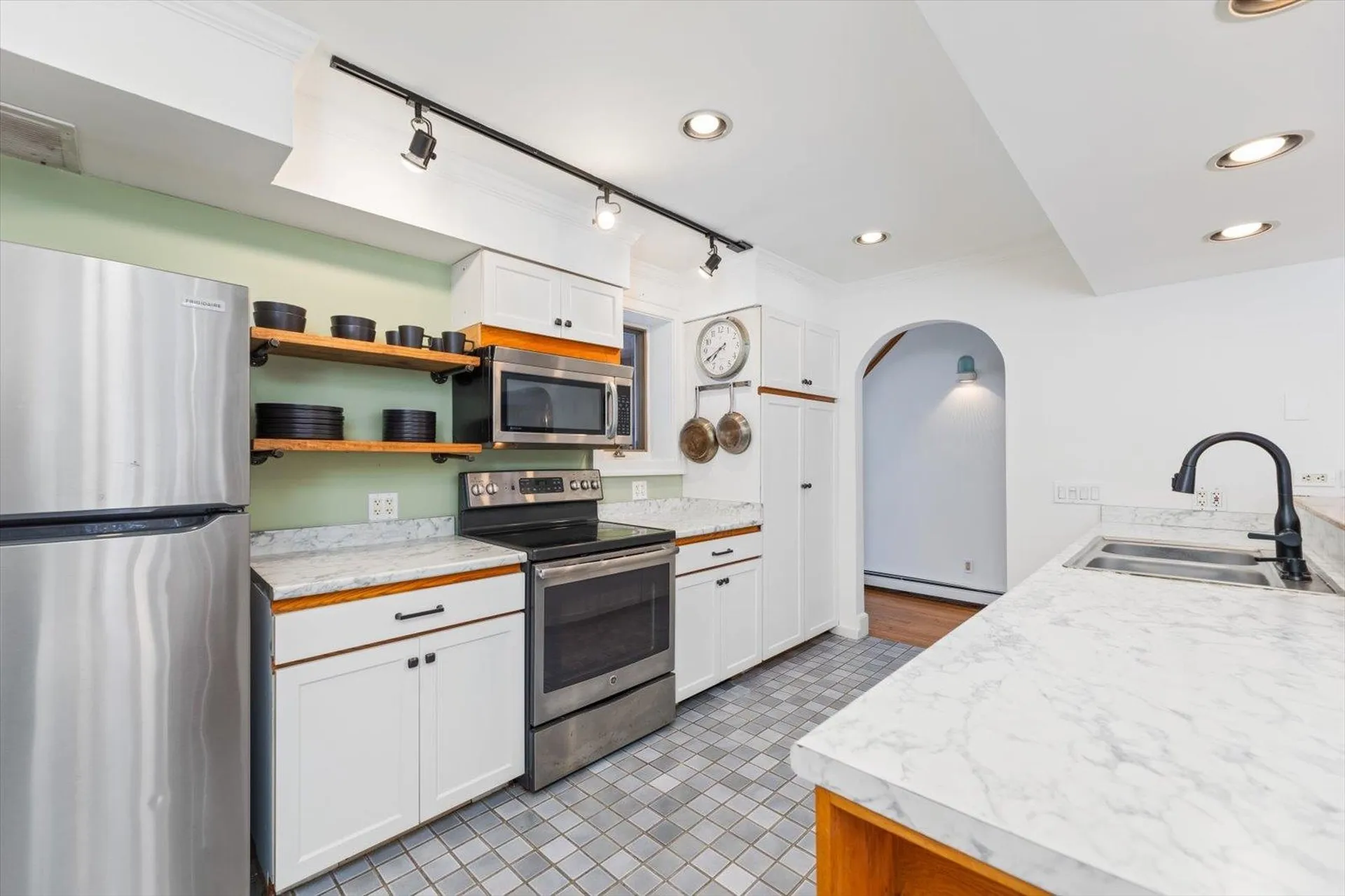 69 Forestview Drive Chesterfield NH 03462